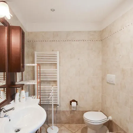 Dom wakacyjny Lovely In Sant'ermete With Kitchen *